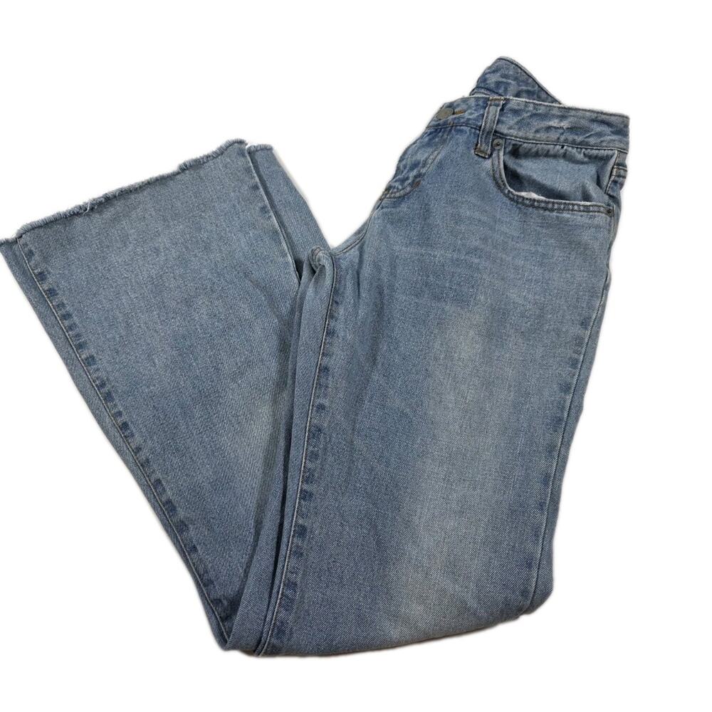 Classic High-Rise Light Blue Women's Jeans